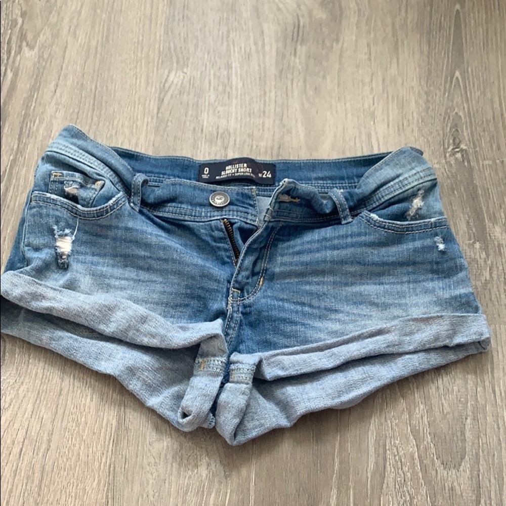 Hollister slouchy shorts